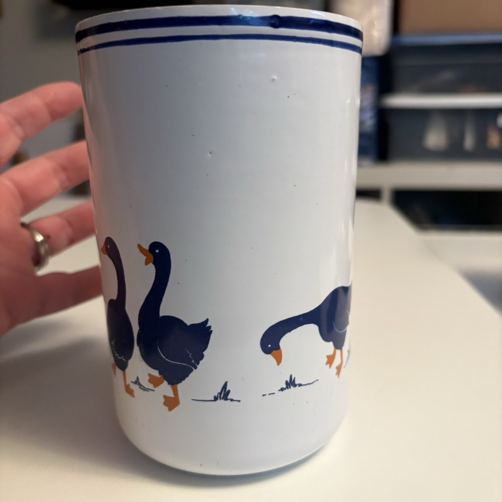 VINTAGE CERAMIC ROSENTHAL NETTER BLUE GEESE GOOSE KITCHEN UTENSIL HOLDER /VASE